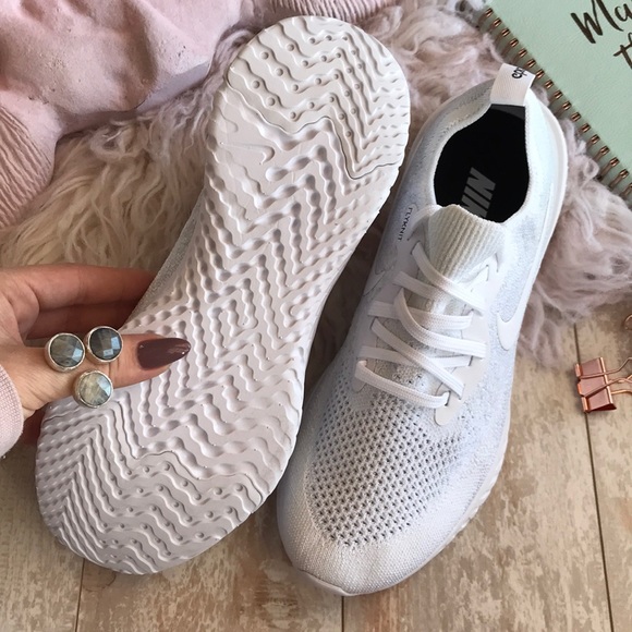 NWT Nike ID epic react platinum - Picture 6 of 8